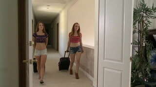 Lesbo ຄ xxx-sexy ການປະຕິບັດ