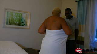 Lady Onyxx fucking l &#039; bay / fè masay terapis