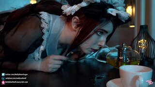 ���ामौत्तेजित होणे मोलकरीण