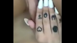 Kate Muffmuncher Solo, Lortzean bustitako