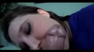 ���ານໂຈມແຊວງາມກົ້ນ