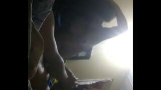 Chaparrita ben cadela lle gusta ter o galo ata dentro